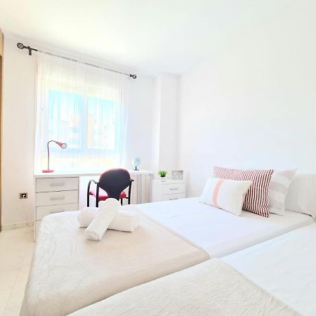 Apartamento 3 Dormitorios Málaga Extérieur photo
