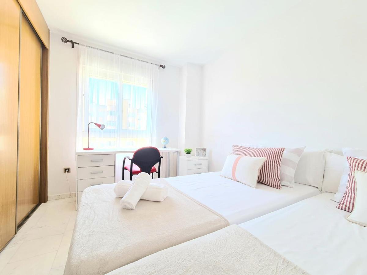 Apartamento 3 Dormitorios Málaga Extérieur photo